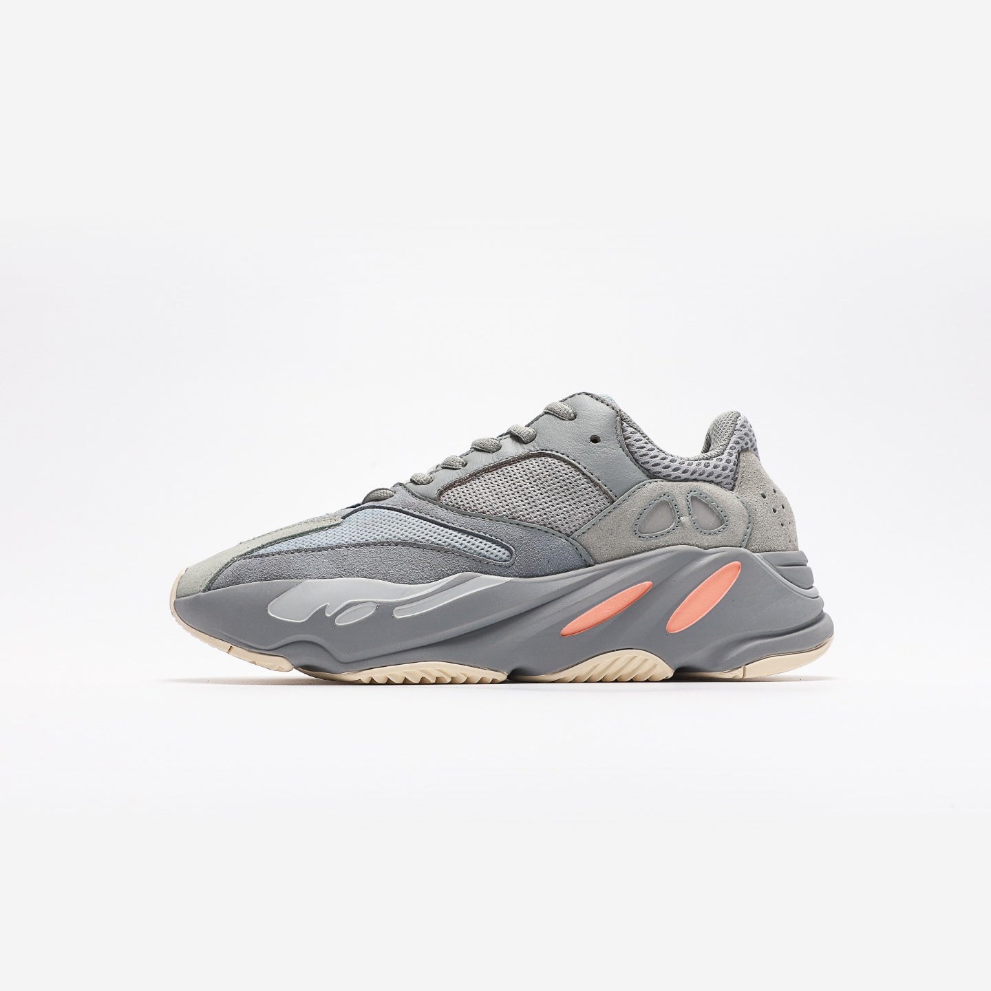 Adidas yeezy 2024 inertia 700 32