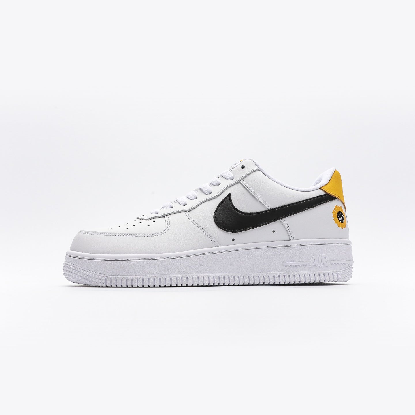 Nike af1 white fashion gold