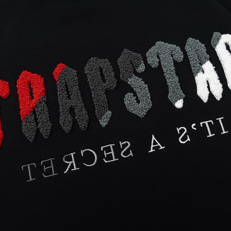 Conjunto Trapstar Chenille Decoded Tracksuit “Black Red” - Urbanize Streetwear