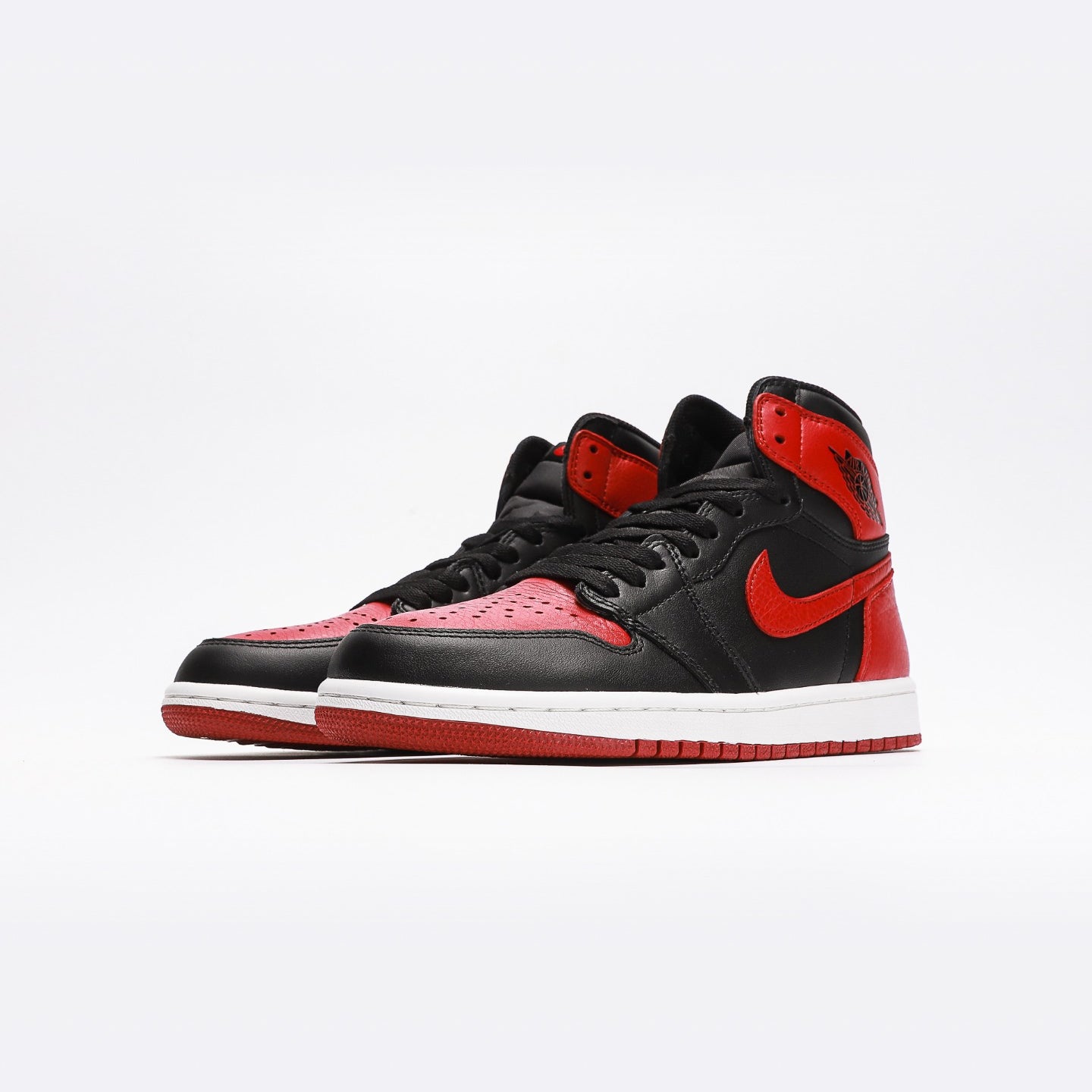 Air Jordan 1 Retro High Bred Banned - Urbanize Streetwear