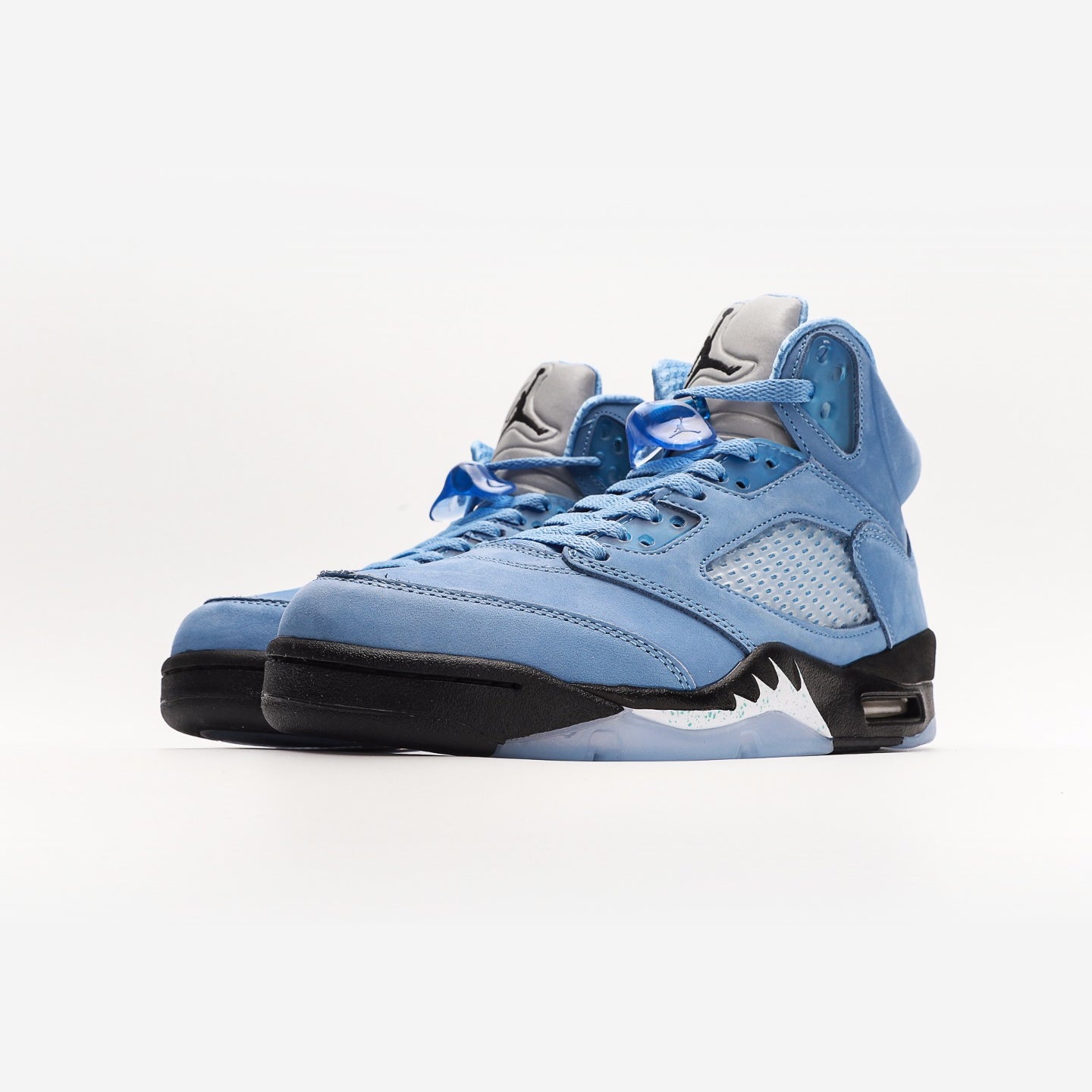 Air Jordan 5 Retro UNC University Blue - Urbanize Streetwear