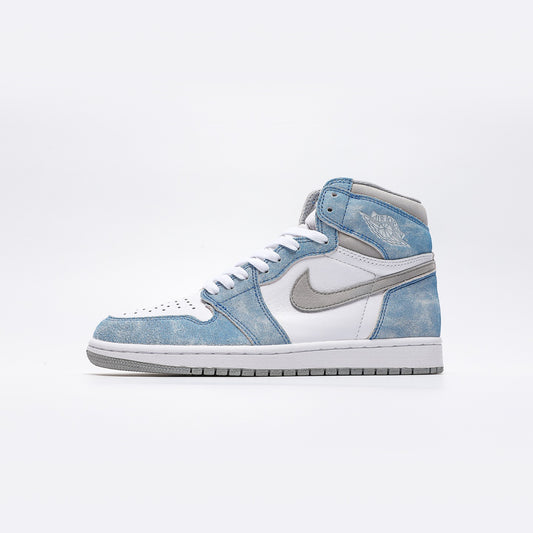 Air Jordan 1 Retro High Hyper Royal - Urbanize Streetwear