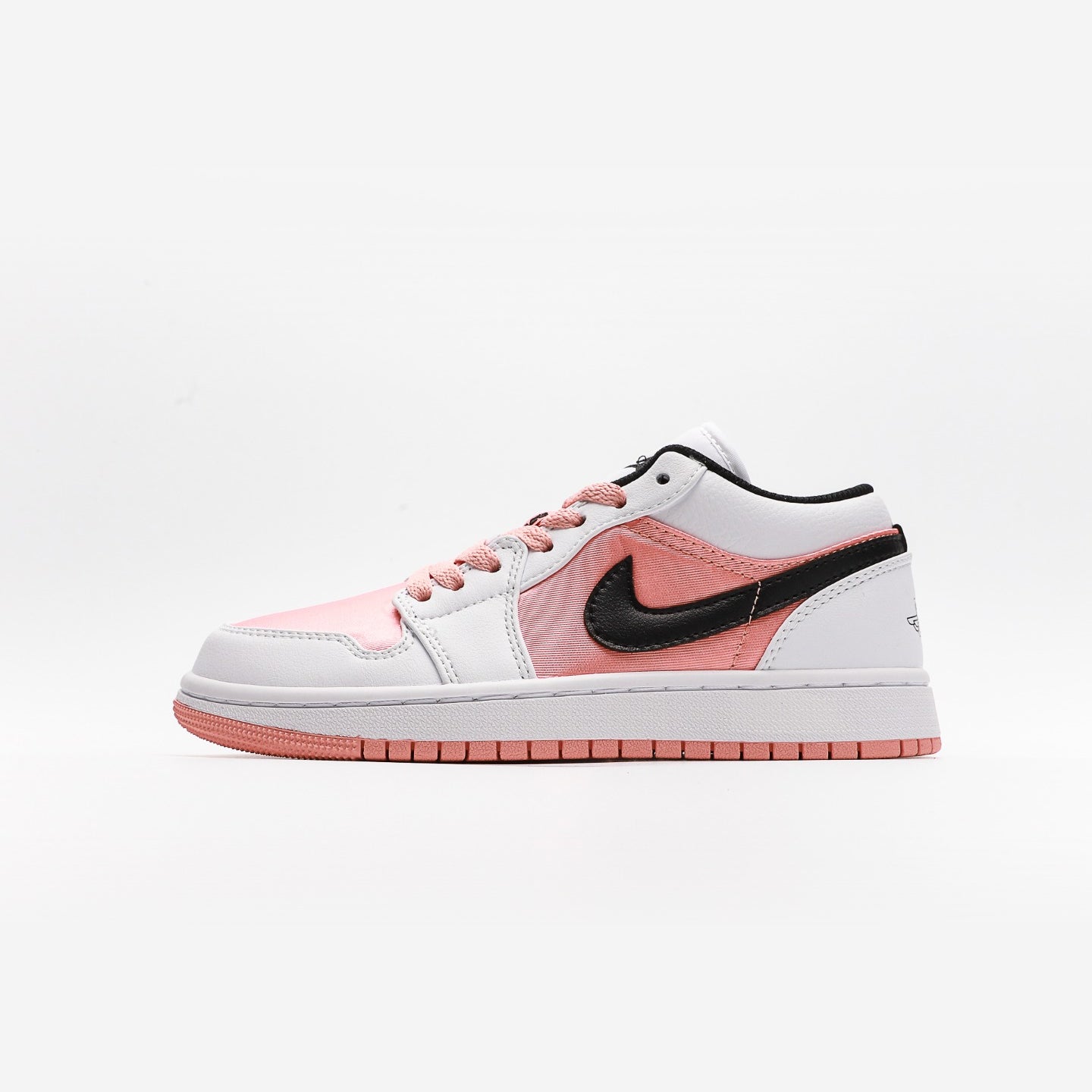 Air Jordan 1 Low White Light Madder Root (W) - Urbanize Streetwear