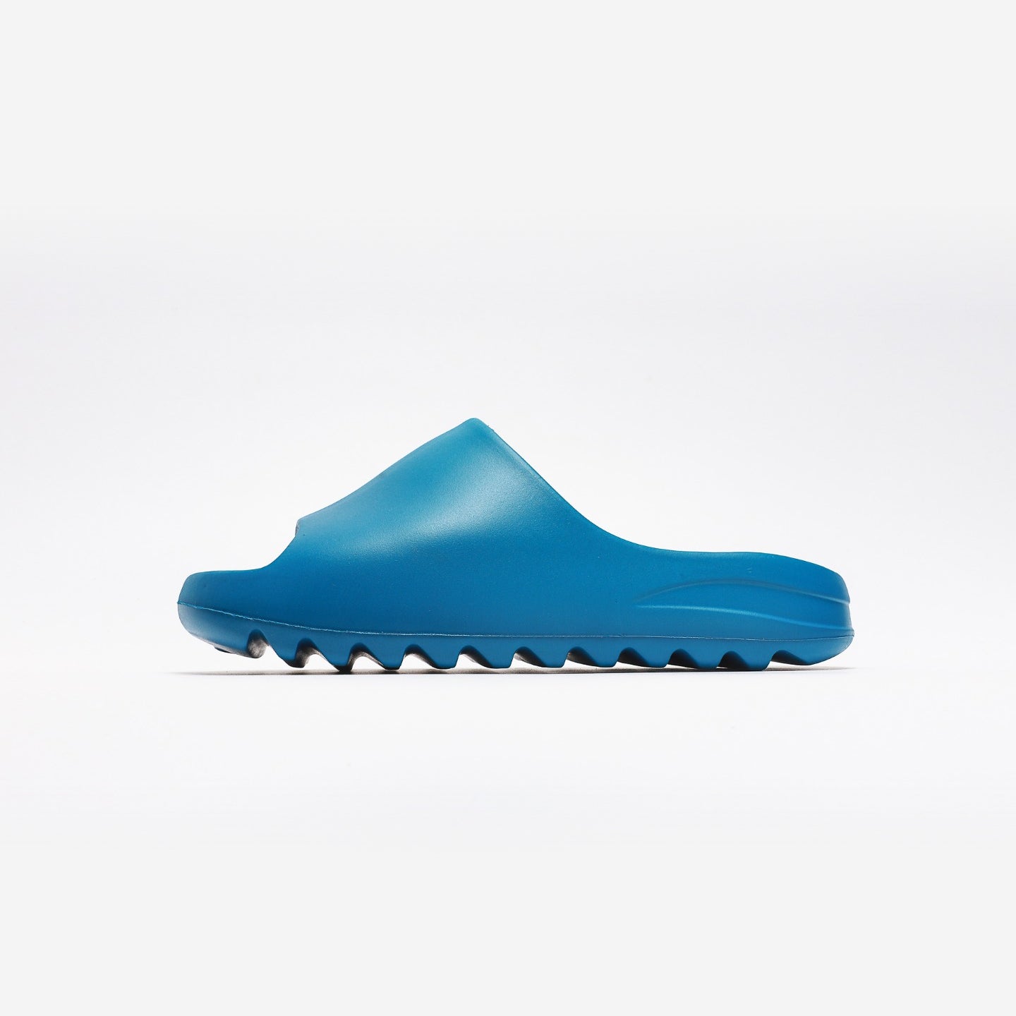 Yeezy Slide Azure - Urbanize Streetwear