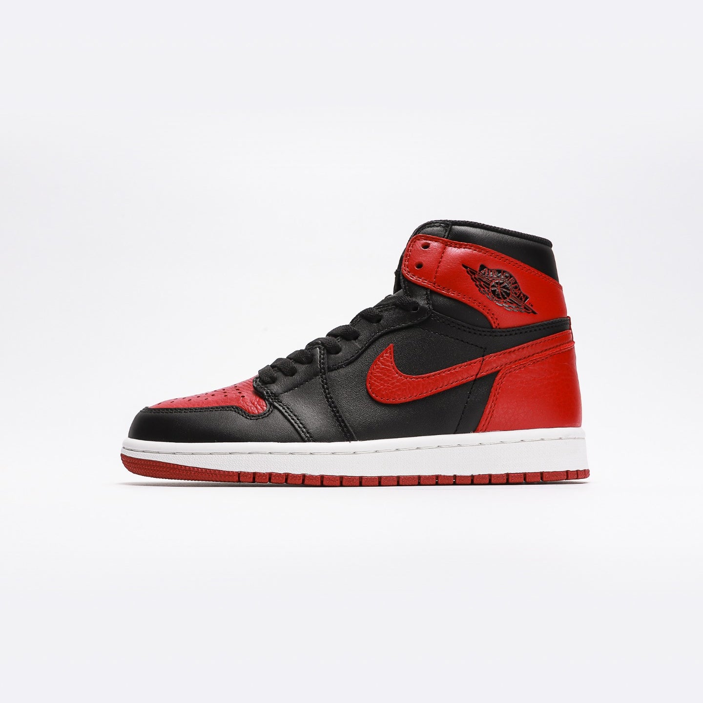 Air Jordan 1 Retro High Bred Banned - Urbanize Streetwear