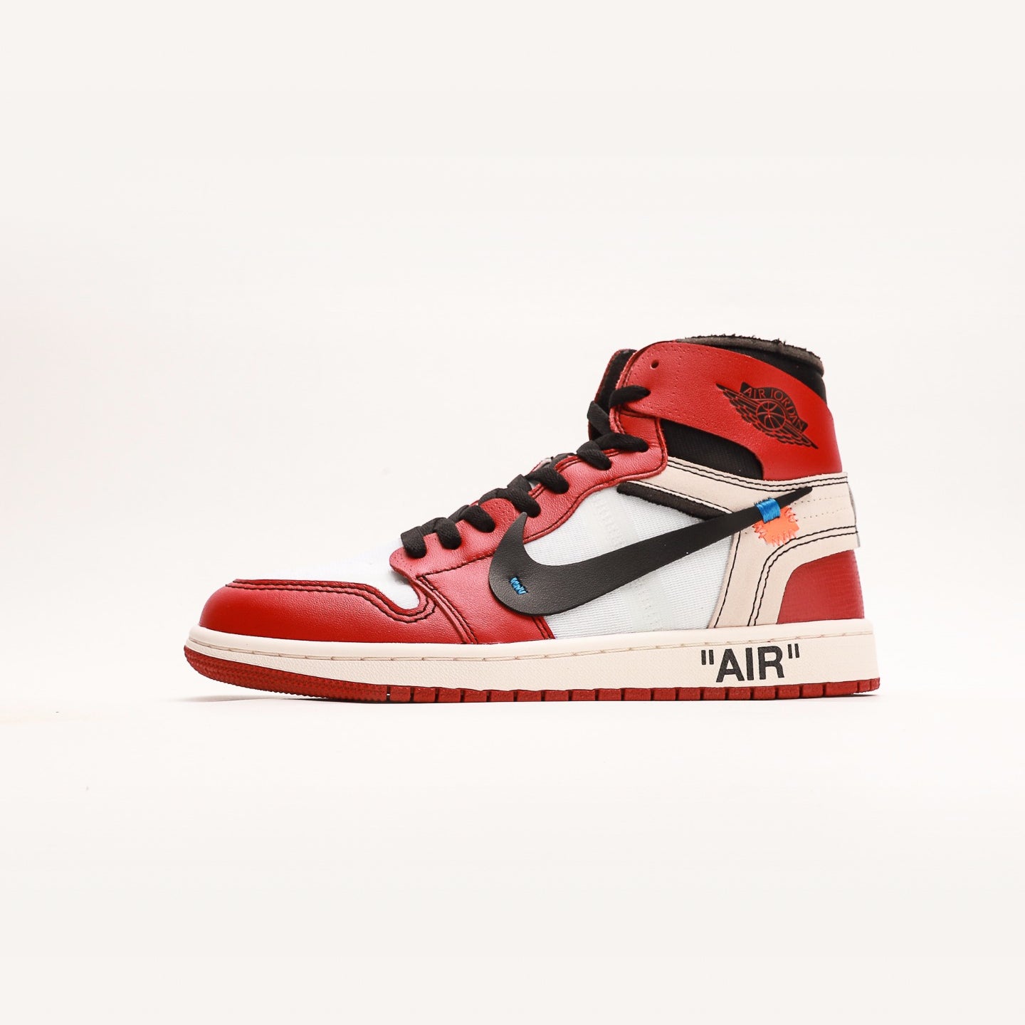 Air Jordan 1 High x Off-White Chicago - Urbanize Streetwear