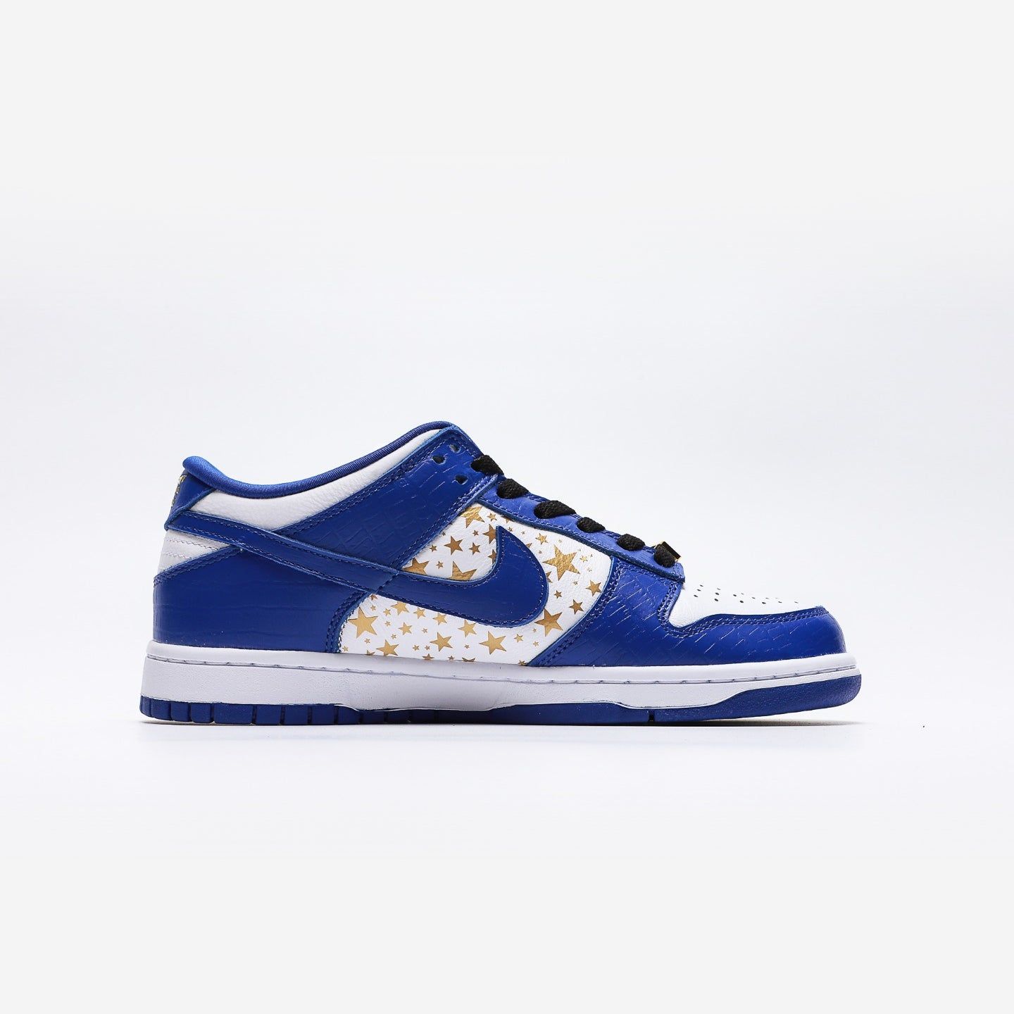 Nike SB Dunk Low x Supreme Stars Hyper Royal - Urbanize Streetwear