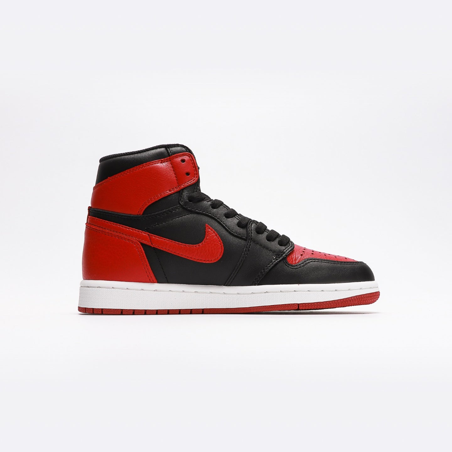 Air Jordan 1 Retro High Bred Banned - Urbanize Streetwear