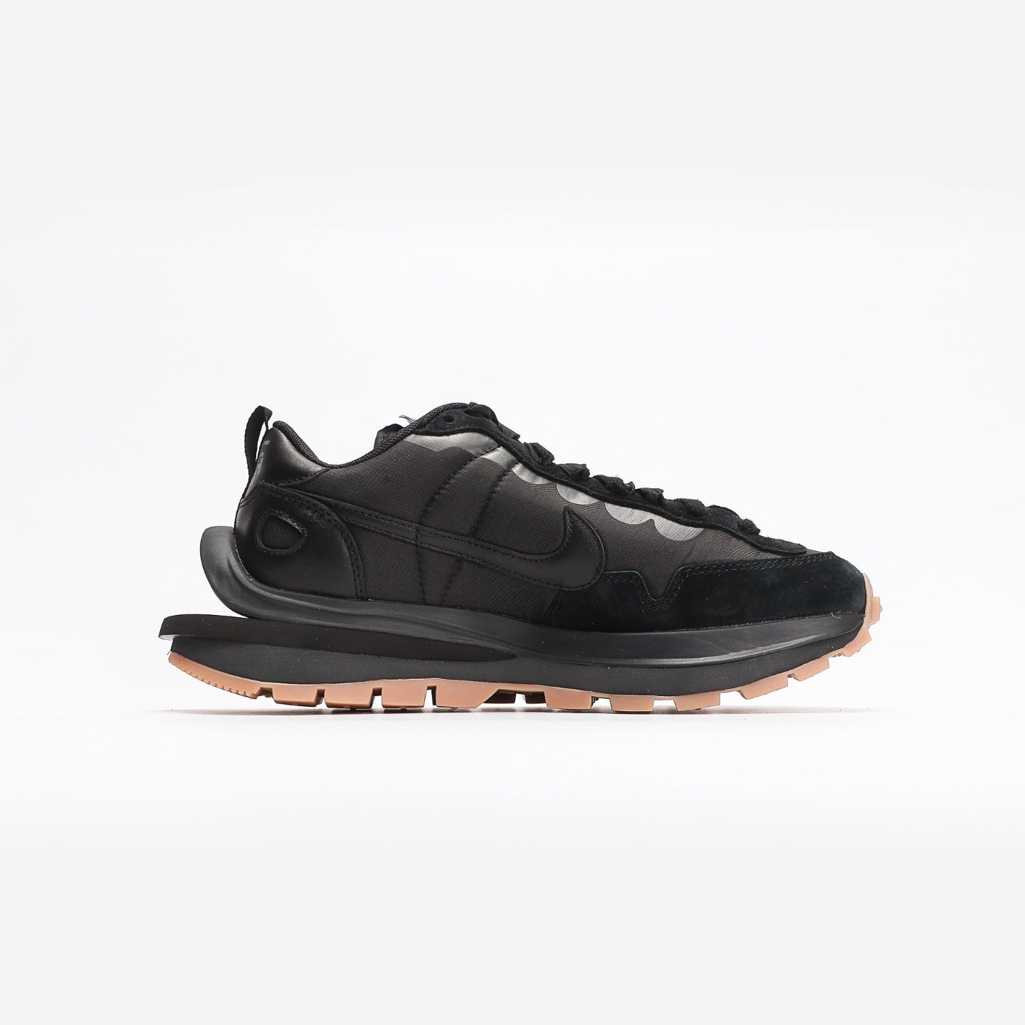 Nike Vaporwaffle x Sacai Black Gum - Urbanize Streetwear