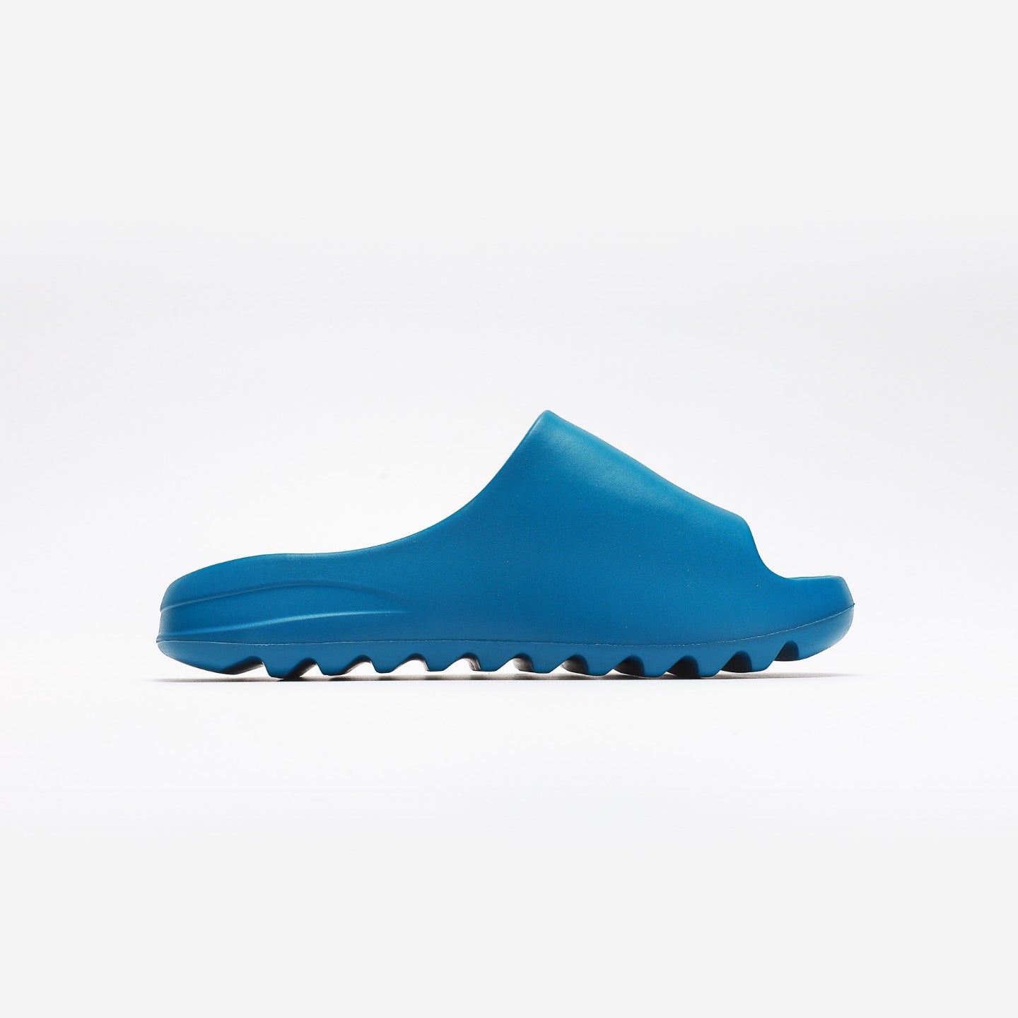 Yeezy Slide Azure - Urbanize Streetwear