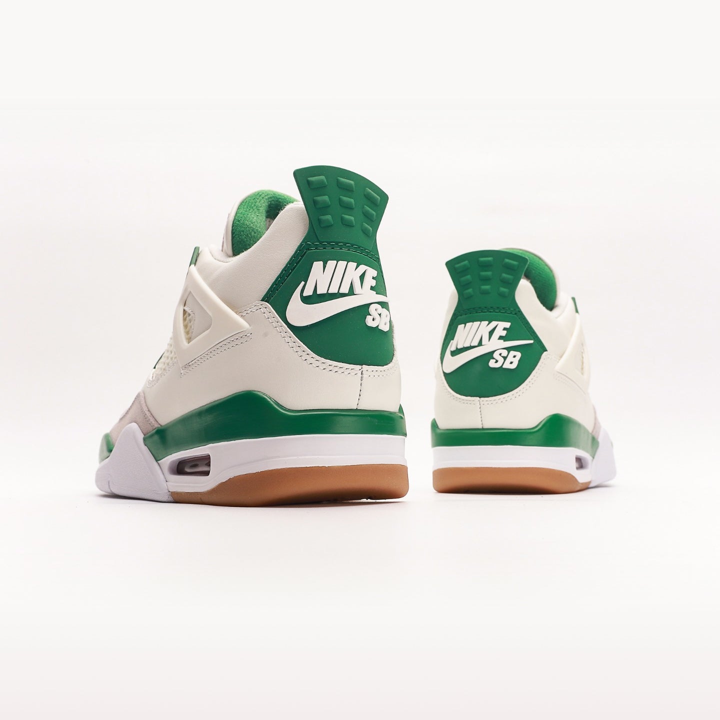 Air Jordan 4 Retro SB Pine Green - Urbanize Streetwear